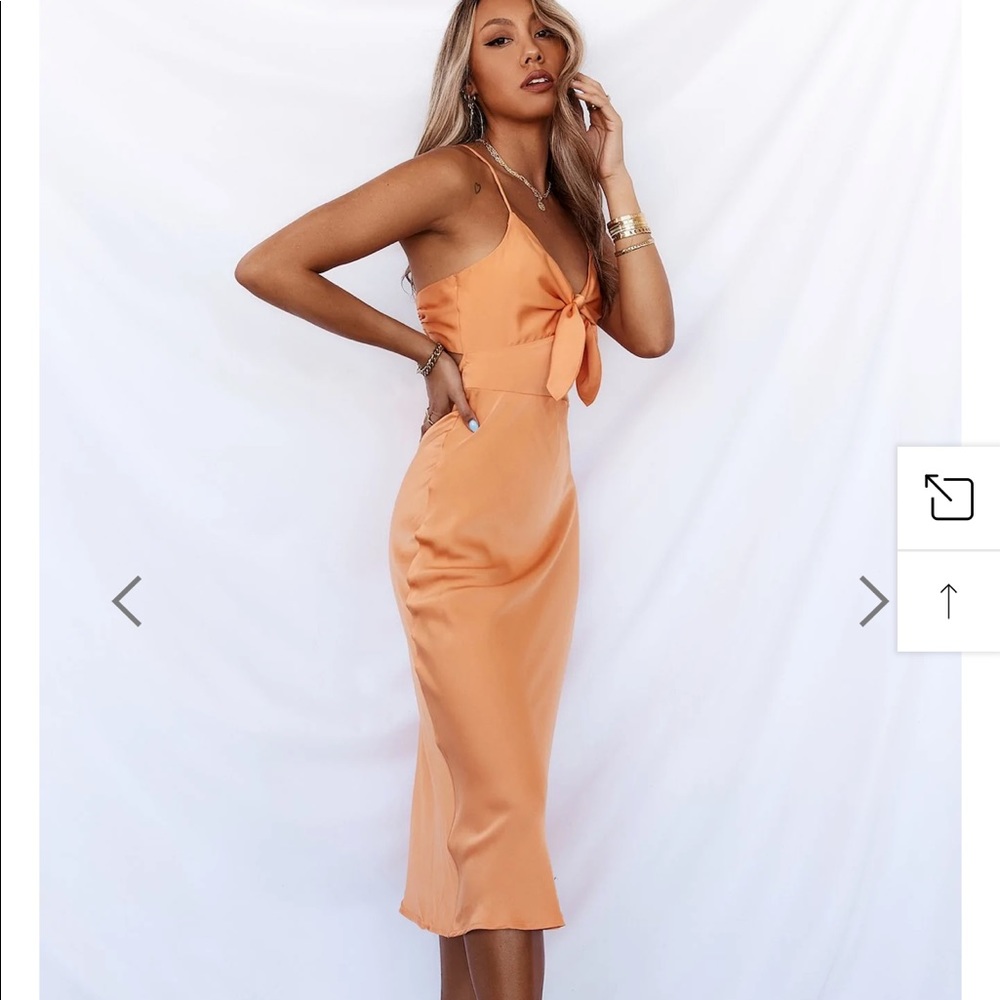 Hello Molly - Started with a kiss midi dress in orange